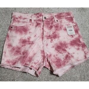 Levi's High Waist Pink Patterned Shorts